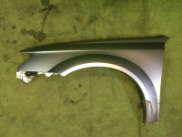 Guarda-lamas dianteiro esquerdo 57110AG1109P 91112AG010LR SUBARU OUTBACK