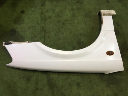 บังโคลนหน้าขวา SUBARU LEGACY OEM 57120AE000 BH5 1998 Whait 51E