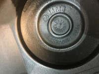 Tapa de distribución derecha SUBARU LEGACY B4 OEM 13572AA092 BE9 2001 EJ254