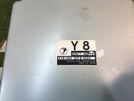 エンジンコンピューター SUBARU LEGACY OEM 22611AG292 BH5 2000 EJ206