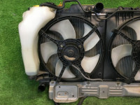 Radiador del motor SUBARU LEGACY B4 OEM 45111AE021 BE5 BH5 2000 EJ206