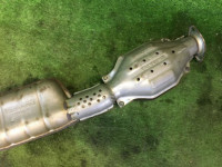 ท่อไอเสียท่อนกลาง SUBARU LEGACY B4 OEM 44200AE021 BE5 BH5 2000 EJ206