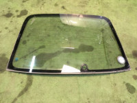 Стекло заднее SUBARU LEGACY B4 OEM 65109AE010NB BE5 2000