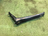 Soporte derecho del parachoques delantero SUBARU LEGACY OEM 57714AC040 BD9 1997 green 51D