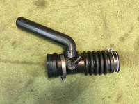 Tubo del filtro de aire SUBARU LEGACY OEM 14457AA202 BD9 1997 EJ25D