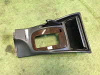 换挡杆饰板 SUBARU LEGACY OEM 92070AC220 92070AC230 92070AC250 92070AC250 BD9 BG9 BG5 BD5 1997