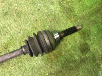 Palier trasero SUBARU LEGACY OEM 28021AC121 BD9 1997 EJ25D