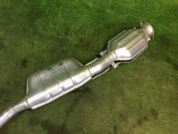 ท่อไอเสียท่อนกลาง SUBARU LEGACY OEM 44200AC080 BD9 1997 EJ25D