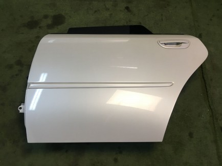 Puerta trasera izquierda SUBARU LEGACY OEM 60409AG0119P BP5 2006 white pearl 37J