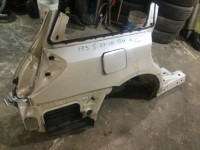 Guarda-lamas traseiro direito SUBARU LEGACY OEM 51490AG0009P BP5 2006 white pearl 37J