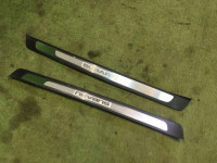 คิ้วชายบันได 94060AG070, 94060AG080 SUBARU LEGACY