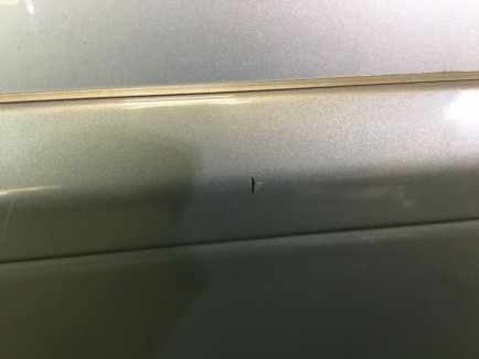 Молдинг стекла задний левый SUBARU LANCASTER OEM 60400AE430 BHE BH9 2001 Silver 1U2