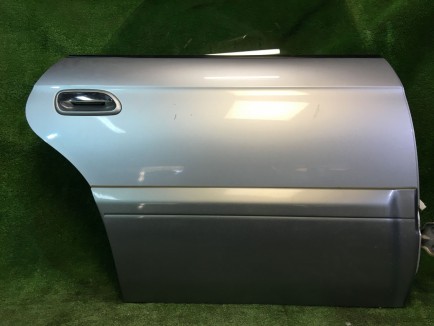 Дверь задняя правая SUBARU LANCASTER OEM 60400AE420 BHE BH9 2001 Silver 1U2