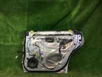 Дверь задняя правая SUBARU LANCASTER OEM 60400AE420 BHE BH9 2001 Silver 1U2