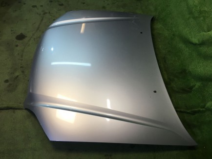 Bonnet SUBARU LANCASTER OEM 57229AE040 BHE BH9 2001 Silver 1U2