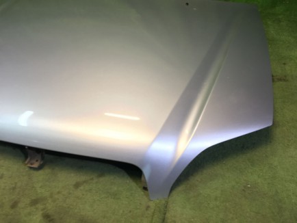 Bonnet SUBARU LANCASTER OEM 57229AE040 BHE BH9 2001 Silver 1U2