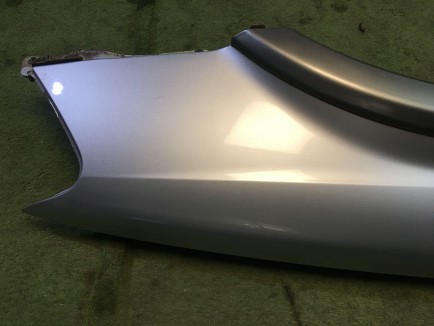 Aleta delantera derecha SUBARU LANCASTER OEM 57120AE021 BHE BH9 2001 Silver 1U2
