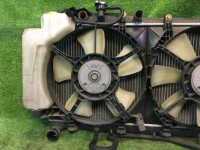 Радиатор двигателя SUBARU LANCASTER OEM 45111AE060, 45121AE020, 45131AE010, 45122AE010, 73310AE010 BHE BEE 2001 EZ30