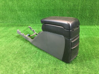 ช่องเก็บของและที่วางแขน высокий SUBARU LANCASTER OEM 64231AE260ML BH9 BH5 BHE BE 2000 grey 9G9