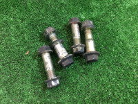 น็อตปรับศูนย์ล้อหน้า 20540AA090 20540AA100 SUBARU LANCASTER