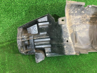 Guarda-pó dianteiro esquerdo SUBARU LANCASTER OEM 59110AE030 BHE BH9 2000 grey 9G9