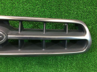 フロントグリル SUBARU LANCASTER OEM 91121AE200 BHE BH9 2000 grey 9G9