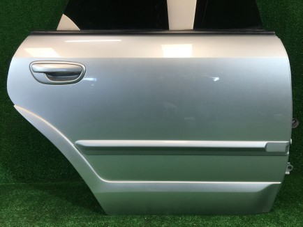 Porta traseira direita SUBARU OUTBACK OEM 60409AG0409P BPE BP9 2004 Silver 39D