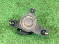 ยางแท่นเครื่องขวา 41022AG020 SUBARU OUTBACK