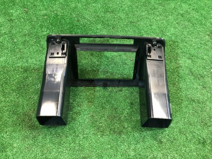 Display bezel SUBARU OUTBACK OEM 66060AG060 BPE BP9 BP5 2004 Silver 39D
