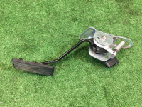 แป้นคันเร่ง SUBARU OUTBACK OEM 36010AG000 BPE 2004 Silver 39D