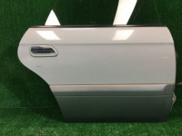 右リアドア SUBARU LANCASTER OEM 60400AE420 BHE BH9 2000 beige 8L5