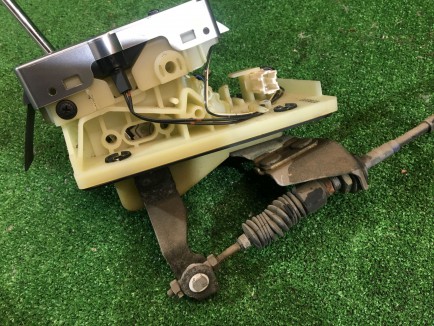 Selector de cambio automático SUBARU LANCASTER OEM 35150FC000, 35180AE041, BHE BH9 BH5 2000