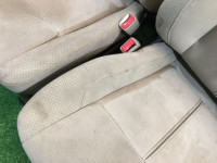Seat set SUBARU LANCASTER OEM 64010AE731GE, 64010AE721GE, 64221AE130GE, 64231AE130GE BHE BH9 2000 beige 8L5