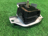 ยางแท่นเครื่องขวา SUBARU GRAND WAGON OEM 41022FA000 BG9 1996 EJ25DD