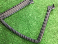右车门密封条 SUBARU GRAND WAGON OEM 62710AC100 BG9 BG5 1996 green 5V5