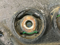 คานหลัง SUBARU LANCASTER OEM 41322AE013 BHE BH9 BH5 2001 EZ30