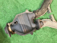 แคทาลิติก коллектор SUBARU LANCASTER OEM 44101AE040, 44101AE050 BHE BEE 2001 EZ30