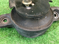 Подушка двс правая SUBARU LANCASTER OEM 41022AE020 BH9 1998 EJ25