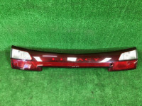 Friso entre os farolins traseiros 84251AE000 SUBARU LEGACY