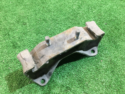 Подушка МКПП SUBARU LEGACY OEM 41022AC180 BD5 BG5 1998 EJ20R