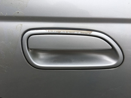 Porta traseira direita SUBARU LEGACY OEM 61400AC300, 63210AC200NA BG5 BG9 1997 silver 406