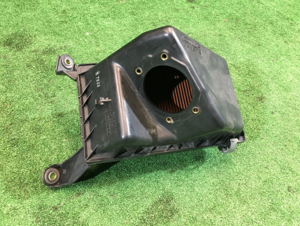 Корпус воздушного фильтра 46053AC090, 46053AC080 SUBARU LEGACY