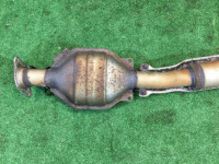 ท่อไอเสียท่อนกลาง SUBARU LEGACY OEM 44200AC030 BG5 BD5 1997 EJ20DD