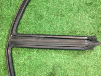 Right door seal SUBARU LEGACY OEM 62710AC100 BG5 BG9 1997 silver 406