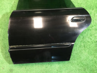 Porta traseira esquerda SUBARU LEGACY B4 OEM 60400AE250 BE5 BE9 BEE 1999 black 88H