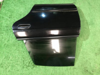 Porta traseira esquerda SUBARU LEGACY B4 OEM 60400AE250 BE5 BE9 BEE 1999 black 88H
