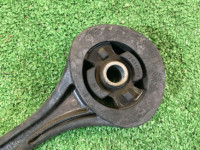 Soporte superior de la caja SUBARU LEGACY B4 OEM 41040AE000 BE5 BH5 1999 EJ206