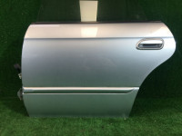 Porta traseira esquerda SUBARU LEGACY B4 OEM 60400AE410 BE9 BE5 BEE 2001 Silver 01G