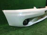 กันชนหน้า SUBARU LANCASTER OEM 57703AE130YF, 57711AE150, 84501AE220, 84501AE230 BHE BH9 2000 white pearl 081