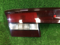 尾灯间饰板 SUBARU LEGACY B4 OEM 84251AE03A BE9 BE5 BEE 2001